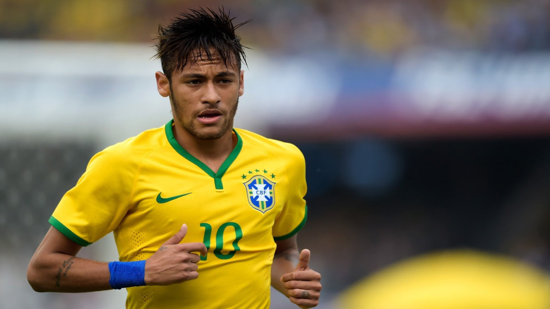 魔术后卫连续三场得分破35分，创生涯新高，魔术后卫受伤